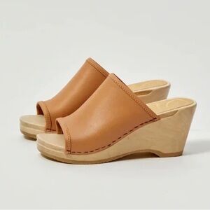 No. 6 Daria Clog Wedge in Tan